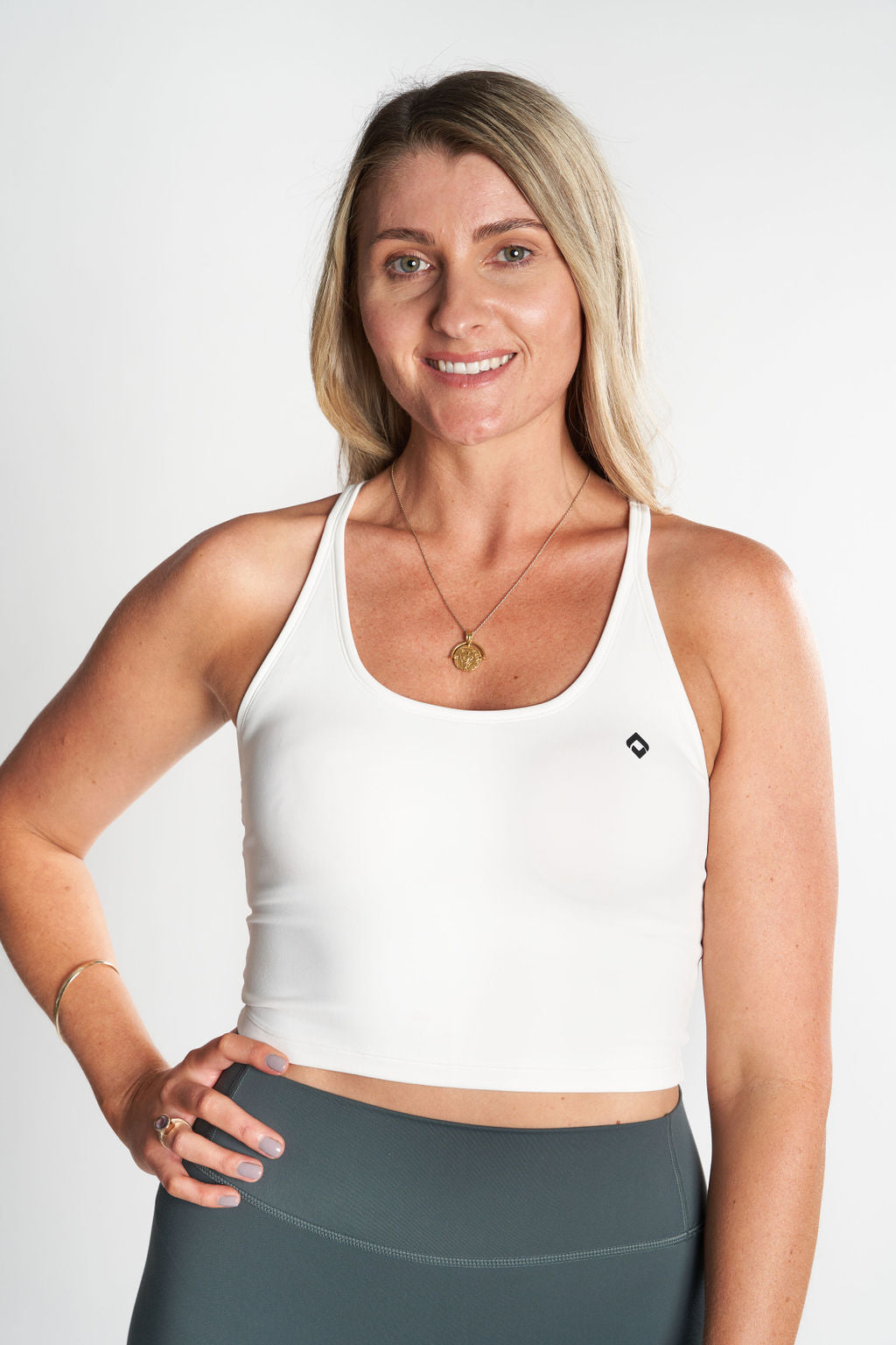 Balance Singlet White
