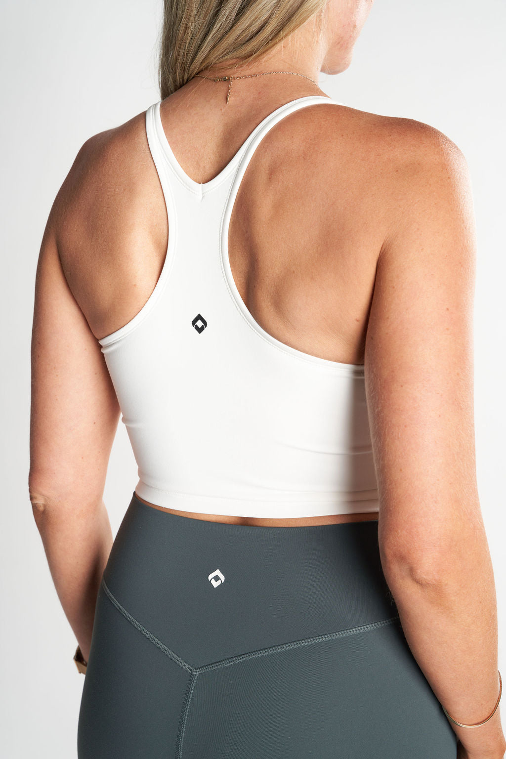 Balance Singlet White